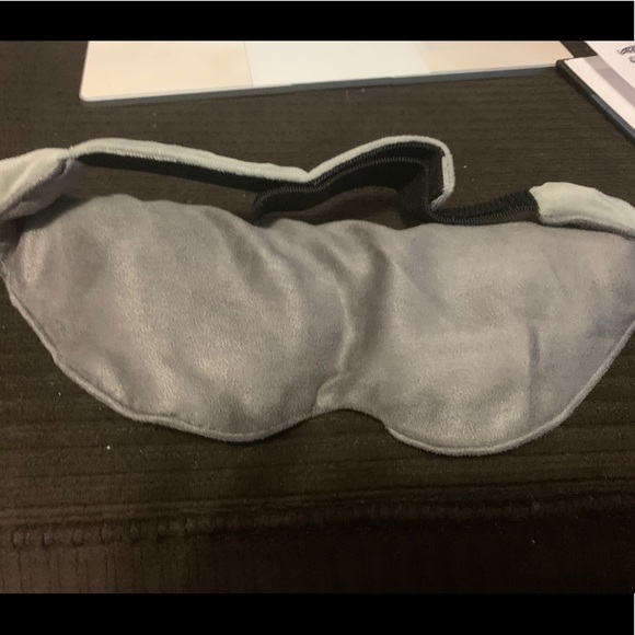Gravity Weighted Sleep Mask - Picture 2 of 2